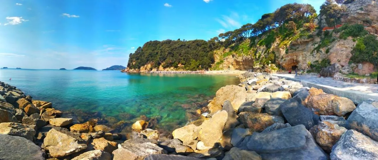 Casa Alessandra Lerici 0*,  Italy