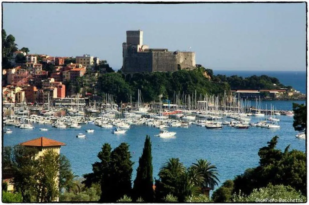 Apartment Casa Alessandra Lerici Italy